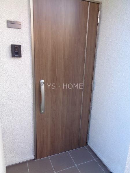 メゾン・ド・リジェール  玄関