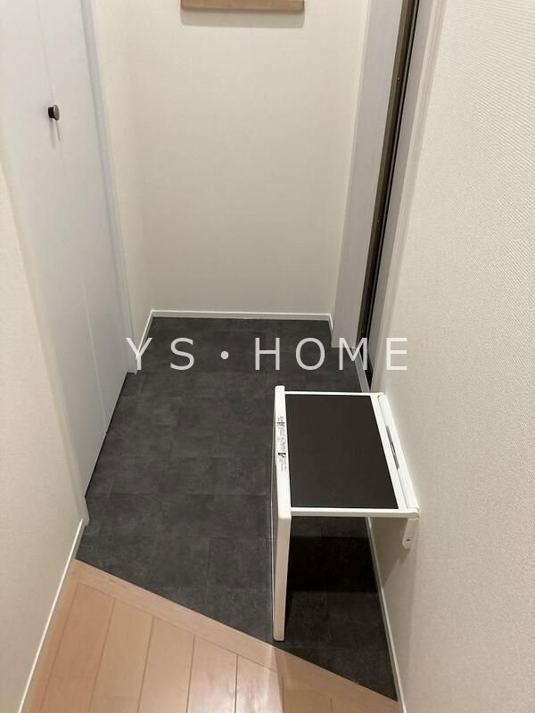 フィカーサ西東京　A棟 玄関