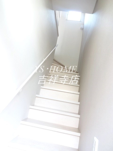 グランエッグス高井戸 玄関