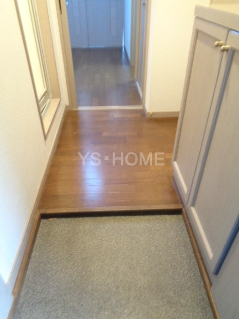 サン・ラッシオン 玄関