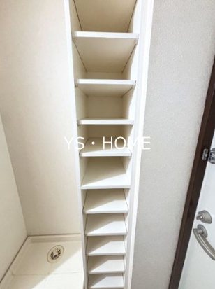 F.S.C.新宿マンション 玄関