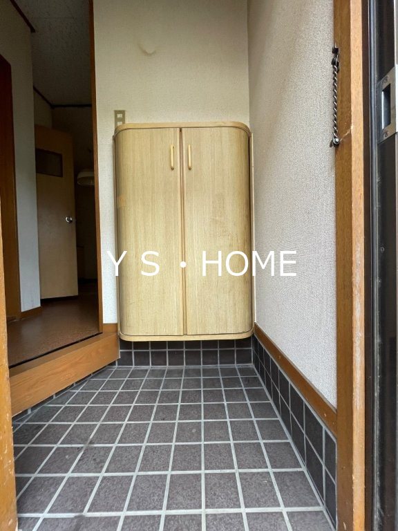 メルハイム戸倉 玄関