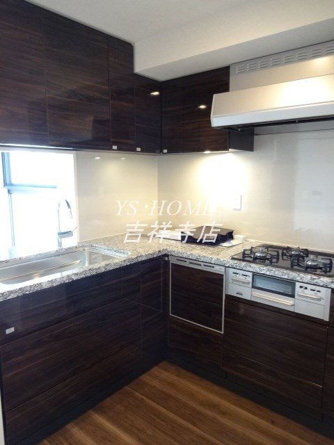 グレーシアタワー三鷹  キッチン