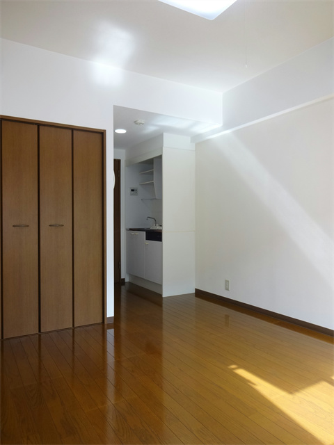 フェリス三鷹禅林寺通り　　 リビング