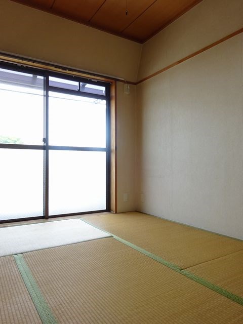 カーサイトウ ベッドルーム