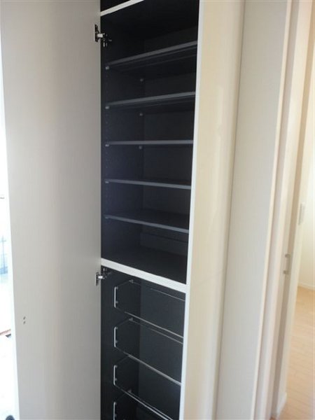 メゾン・グラチオーソ  玄関