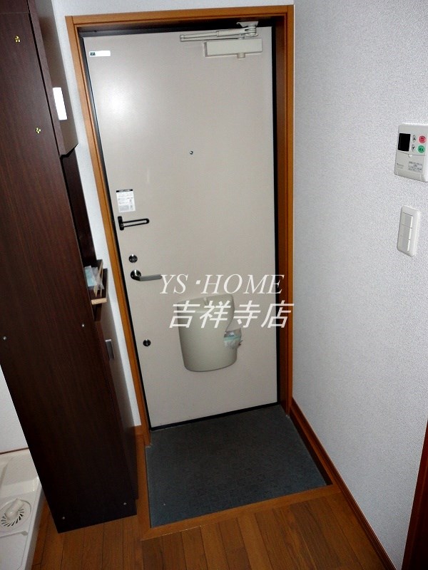アネックス中町  玄関