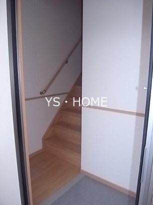 カルフール 玄関