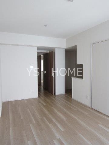 トラープランド翠命館 リビング