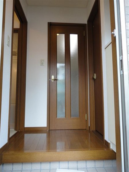 ピアハウス 玄関