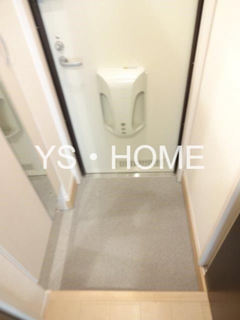 サン・ボヌール 玄関