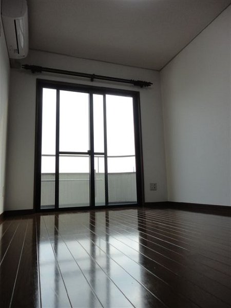 ドルフィン三鷹 ベッドルーム