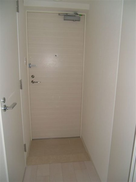 ビバリーホームズ三鷹 玄関