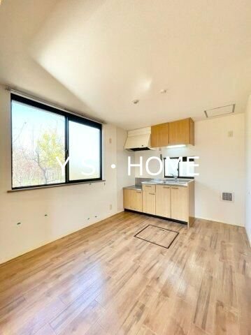 アリュミエールＣ リビング