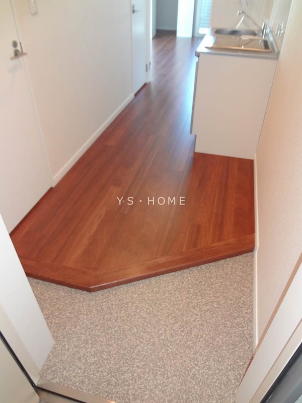 吉祥寺PLUS 玄関