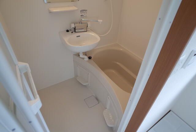 草の葉ハイツ 風呂画像