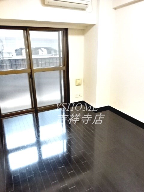 トーシンフェニックス吉祥寺クアトロ リビング