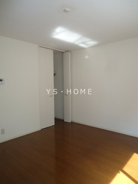 レセンテN・T ベッドルーム