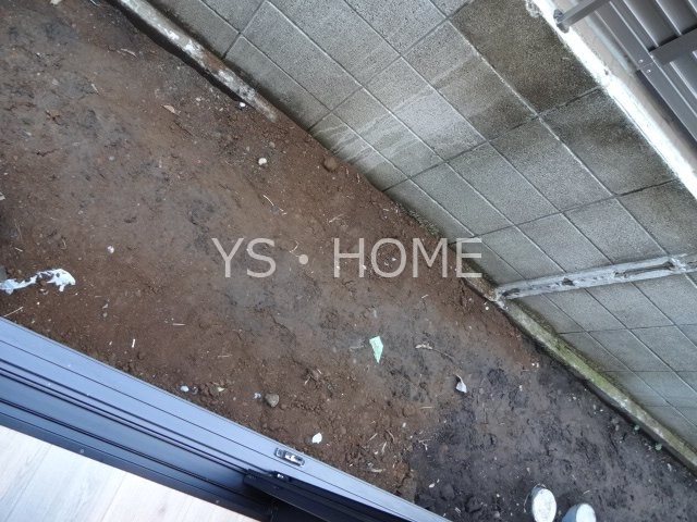 メローン  ベランダ