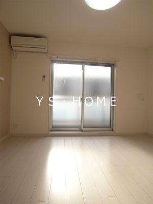 リブリ・調布神代パーク リビング