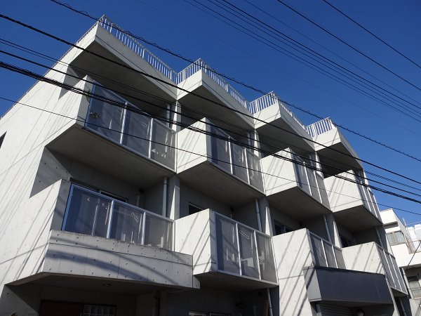 ファミール新川 外観