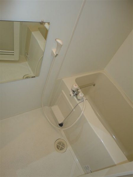 ファミール新川 風呂画像