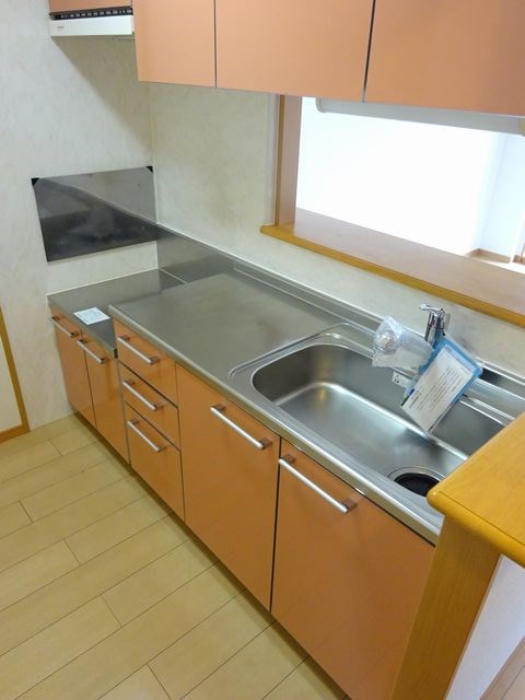 アヴァンティ  キッチン