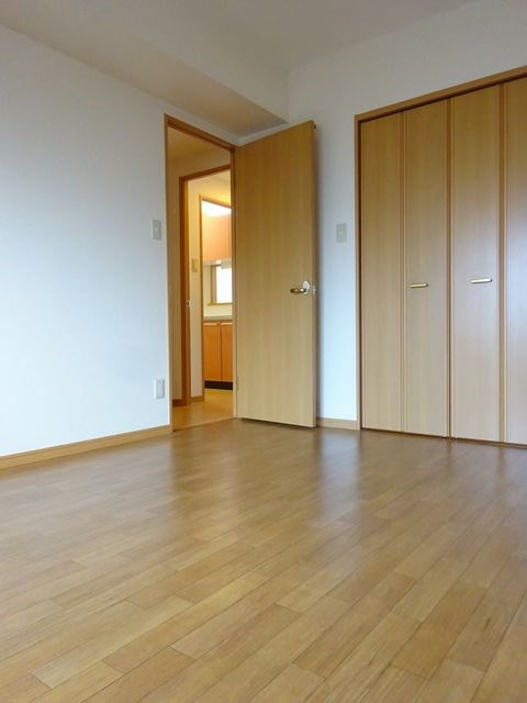 アヴァンティ  ベッドルーム