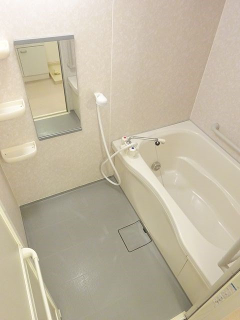 アヴァンティ  風呂画像