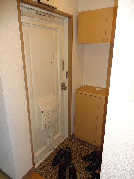 サンアマノ中野  玄関