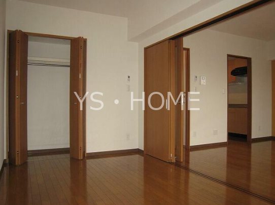 ホワイトステージ ベッドルーム