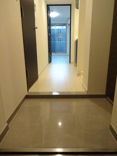 ＡＺＥＳＴ武蔵小金井 玄関