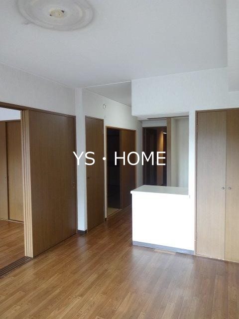 フローラ野崎 リビング