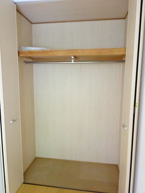 イースト・エス  その他4