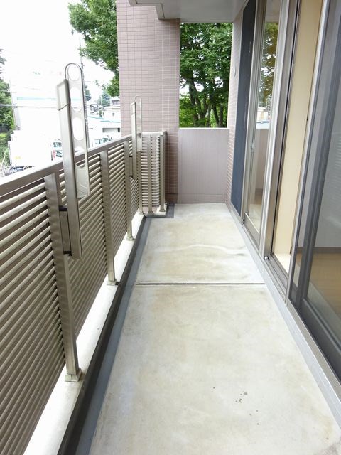 イースト・エス  ベランダ