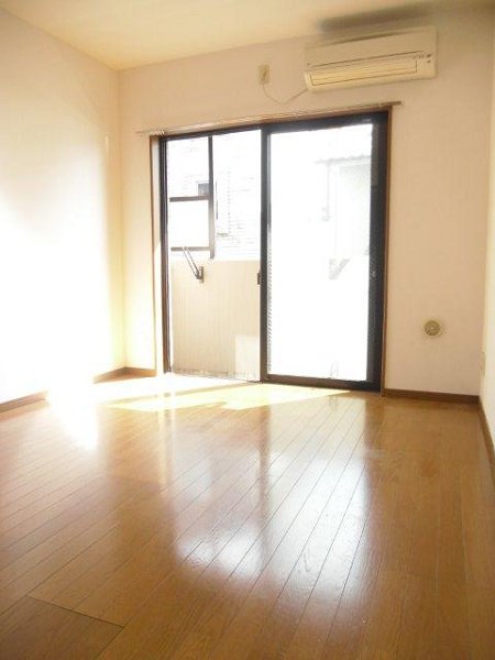 イル・マーレ東  ベッドルーム