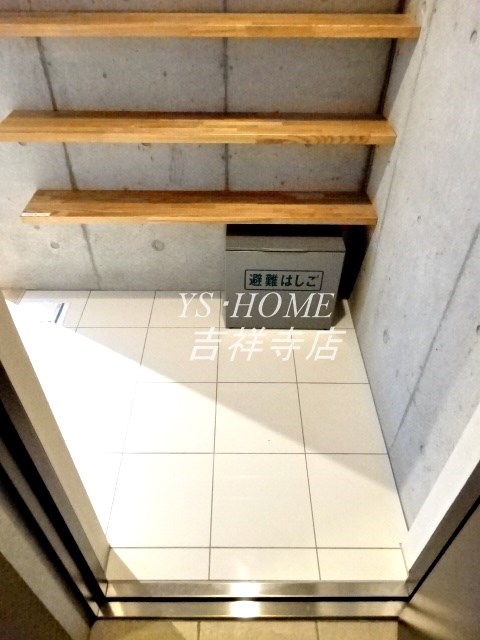 ＳＯＵ荻窪 玄関