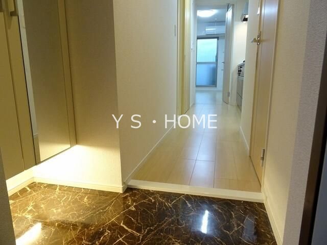 エスペランサ国立 玄関