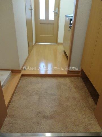 ヴィラ武蔵野 玄関