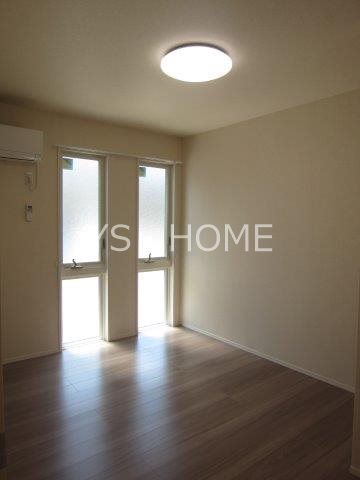 NKガーデン ベッドルーム