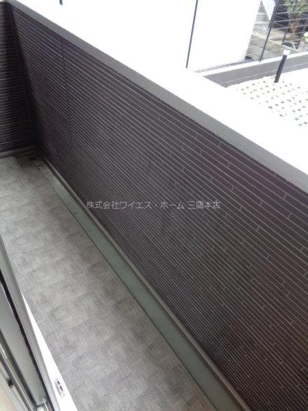 ルミナーレ武蔵野 ベランダ