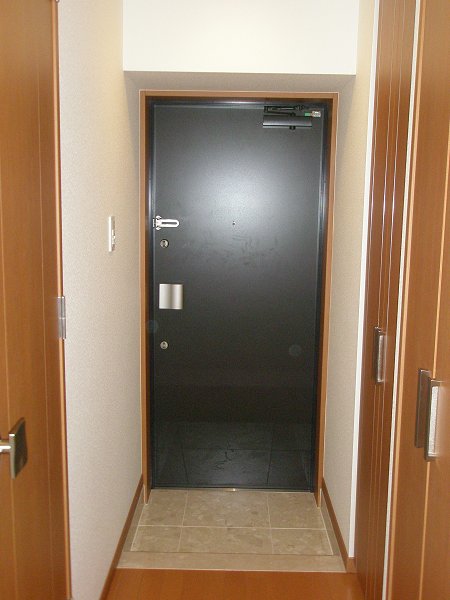 日神デュオステージ新中野 玄関