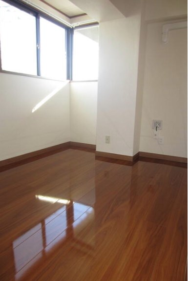 エッグビル ベッドルーム