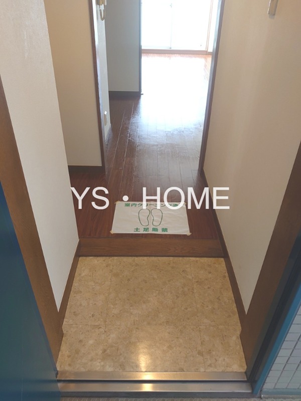 ソレアード東府中 玄関