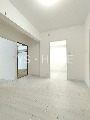 プライムアーバン武蔵小金井 リビング