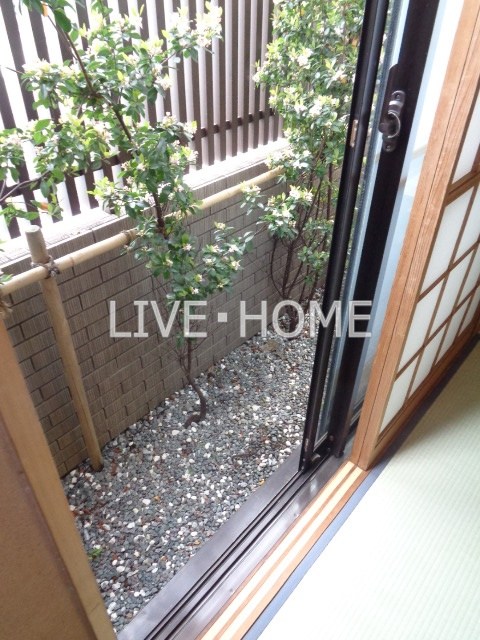 その他33