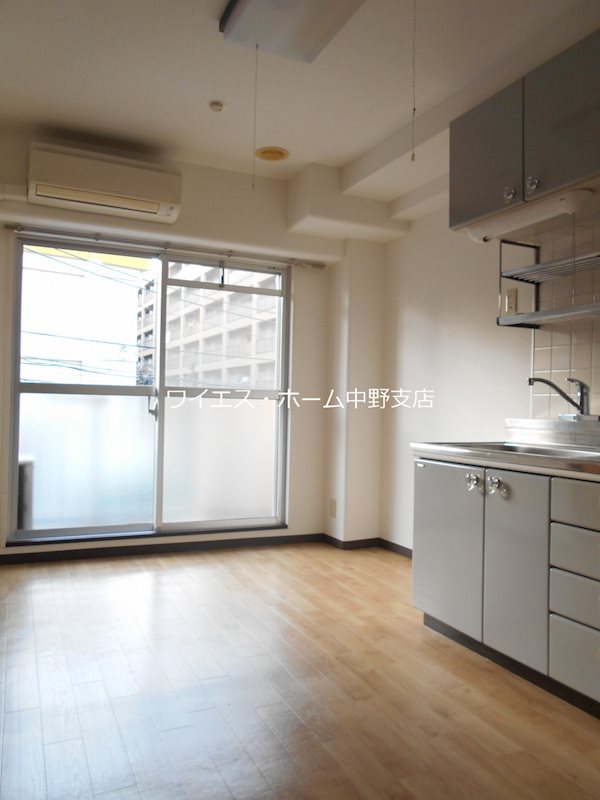 エンゼルハイム東中野 リビング