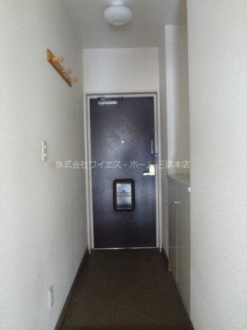 プランドール小金井 玄関