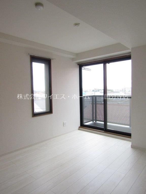 丸泰桜町ビル リビング