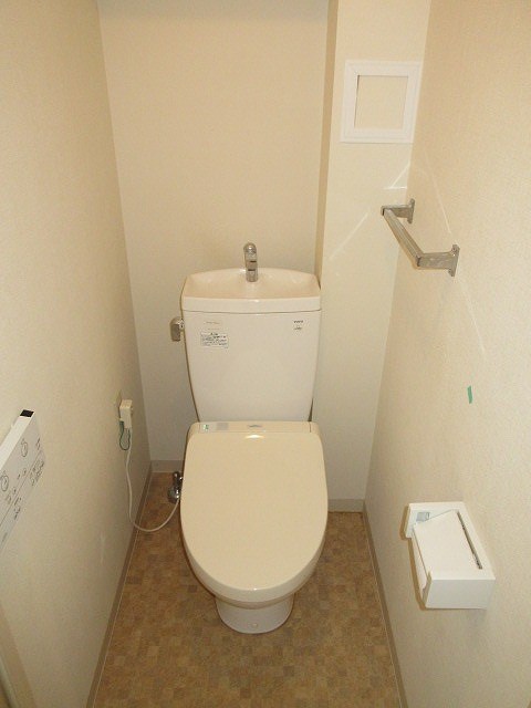 コンフォリア新中野Ⅱ(旧コスモリード新中野)  その他1